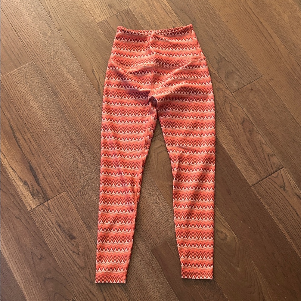 Womens Zigzag Patterned Leggings - Orange